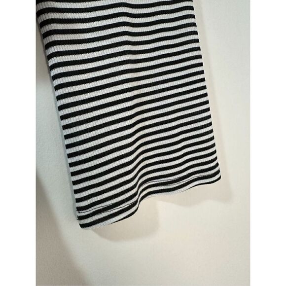 Trish Tyler women’s 3/4 sleeve black white stripe w/pockets top size L. #30-1083 - Picture 5 of 7